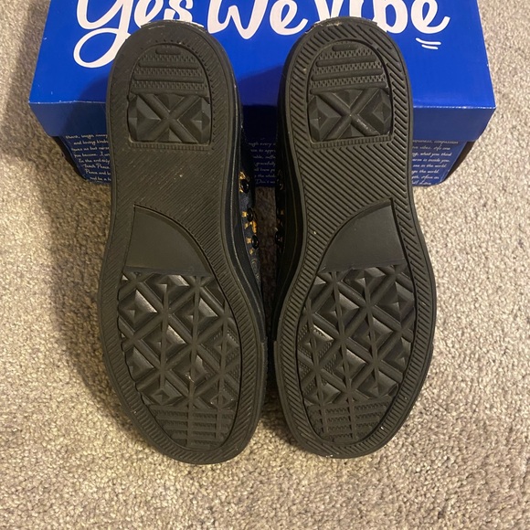 Elephant lotus low top sneakers - Picture 4 of 9